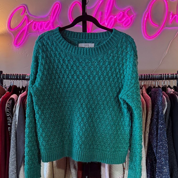 LOFT Sweaters - LOFT Vibrant Green Crew Neck Sweater